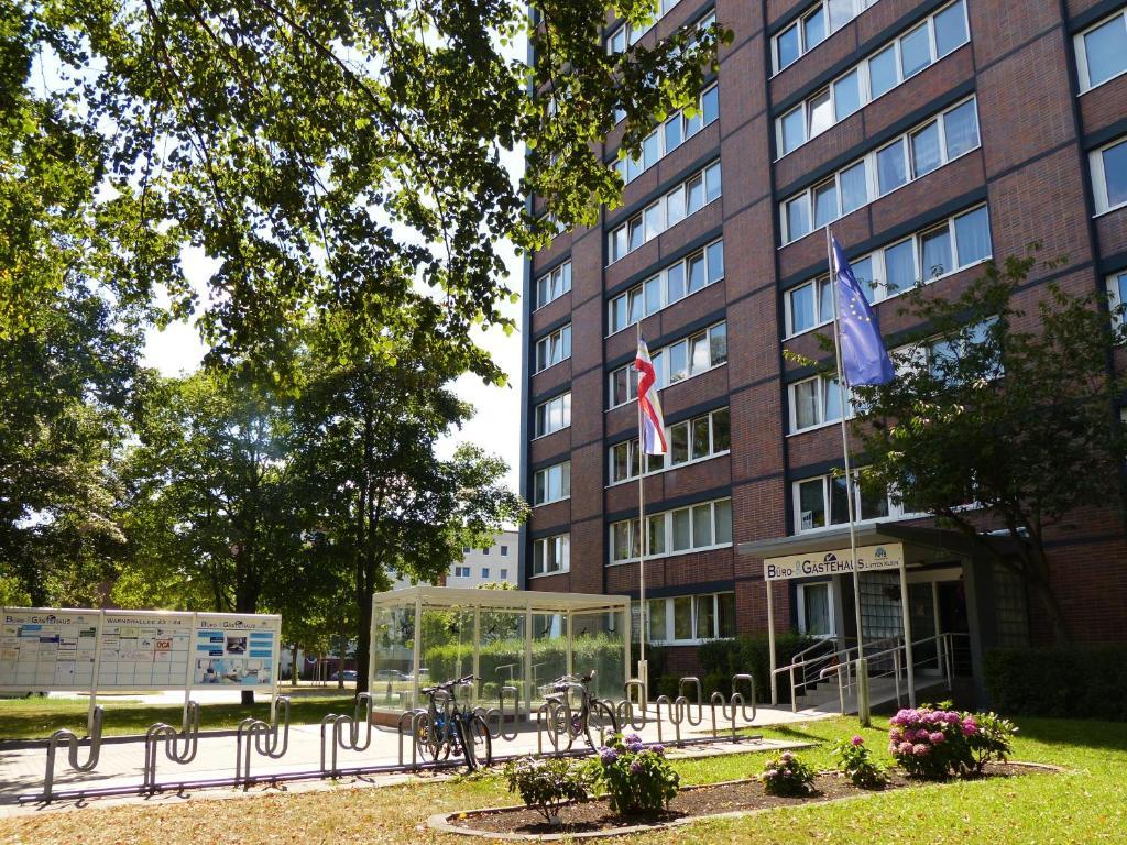 Hotel & Gaestehaus Rostock Luetten Klein Bagian luar foto