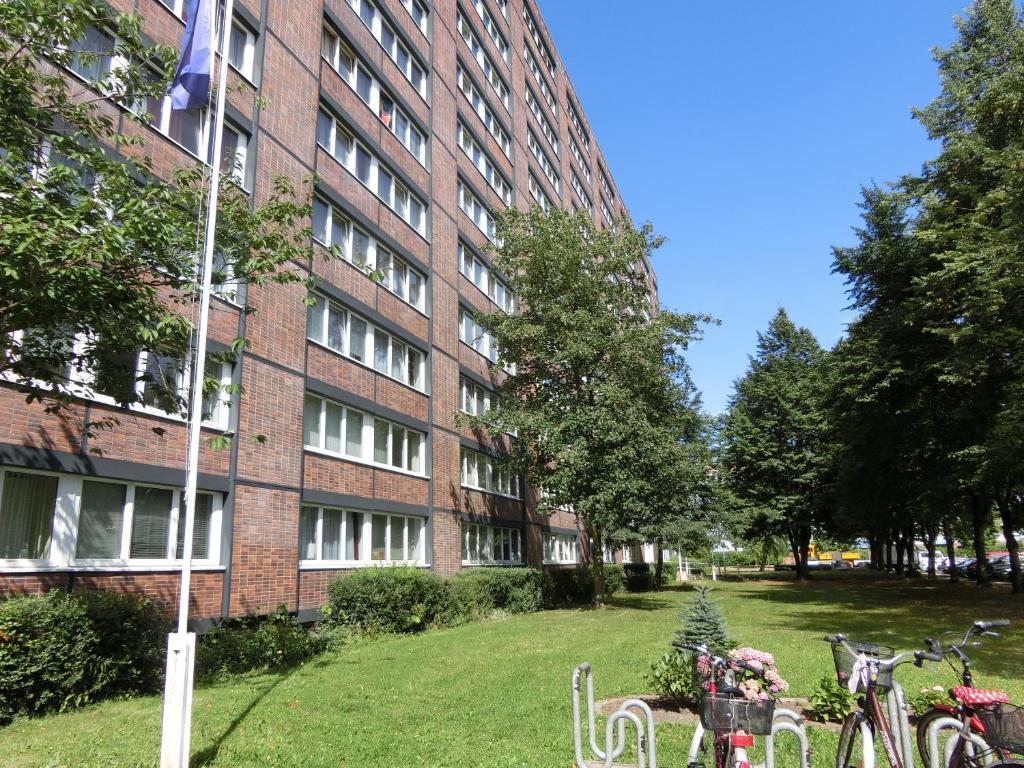 Hotel & Gaestehaus Rostock Luetten Klein Bagian luar foto