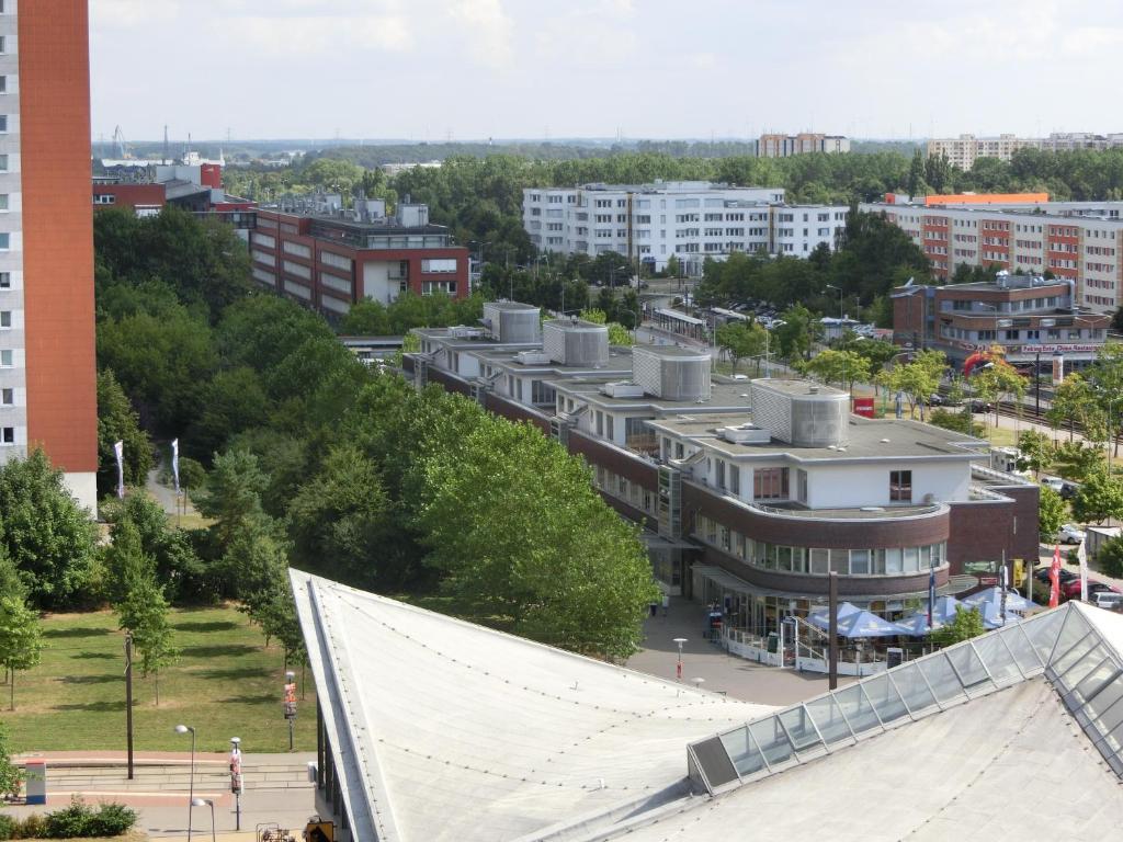 Hotel & Gaestehaus Rostock Luetten Klein Bagian luar foto