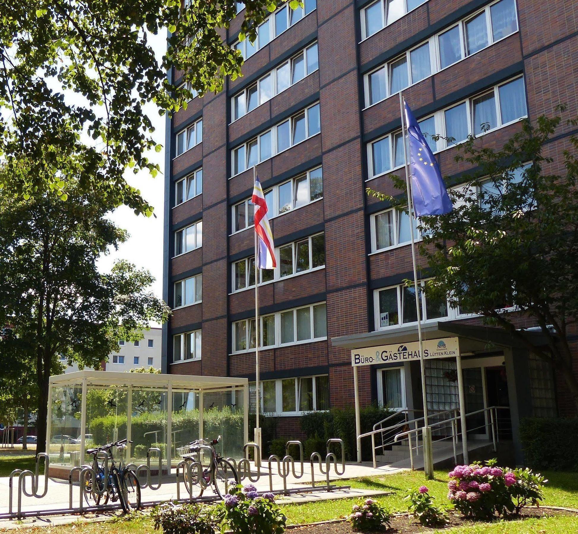 Hotel & Gaestehaus Rostock Luetten Klein Bagian luar foto